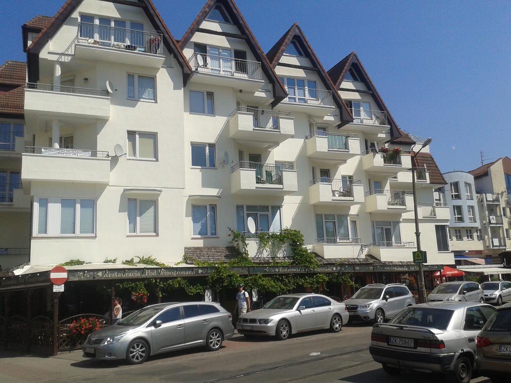 Apartament Portowy Z Garazem, Ul Towarowa Kołobrzeg Rum bild