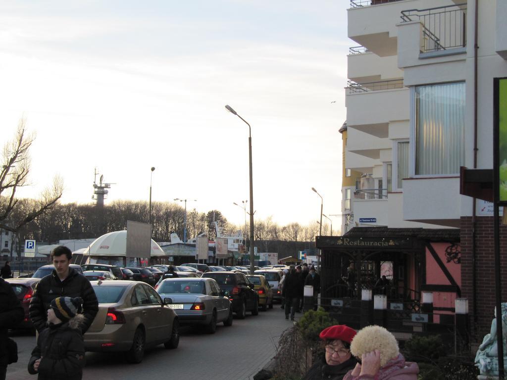 Apartament Portowy Z Garazem, Ul Towarowa Kołobrzeg Rum bild
